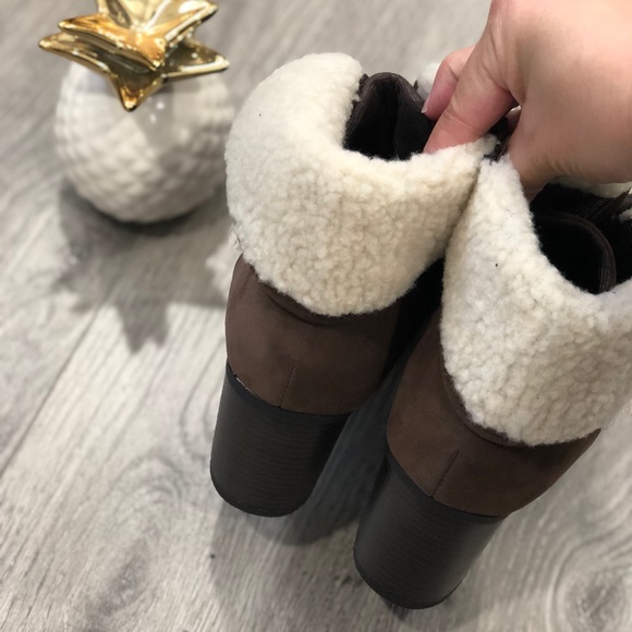 **SOLD** Lace-Up Bootie with Faux Fur Cuff - Picture 3 of 5